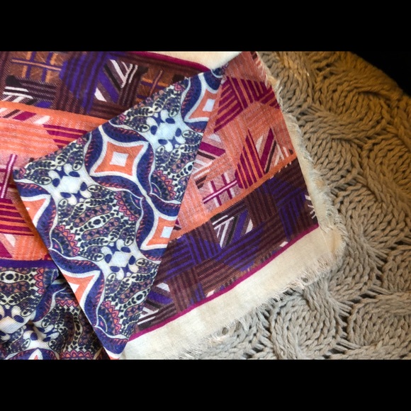 *HOST PICK* Beautiful Bandana Scarf *NEW* - Picture 2 of 6